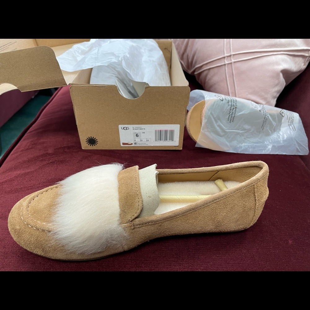 Ugg shoes camel new size 6